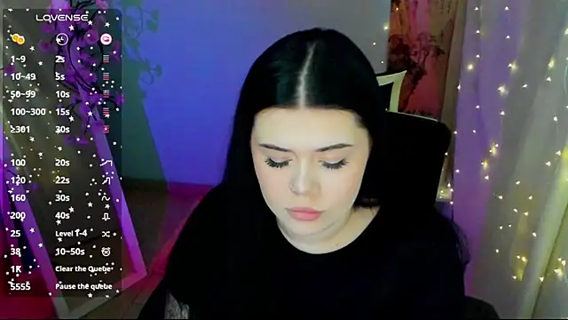 Snapshot of Mona_Esty chatting on June 21, 2026, 6:05 am Mona Esty online show from June 21, 2026, 6:05 am