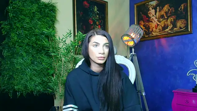 nicolepalmer online show from November 19, 2025, 1:22 pm