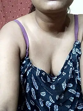 Snapshot of Aditi1996 chatting on November 8, 2025, 6:18 pm Aditi1996 online show from November 8, 2025, 6:18 pm