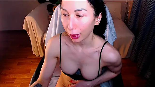 Snapshot of Fairy_elya_hot chatting on July 5, 2026, 9:33 pm Fairy elya hot online show from July 5, 2026, 9:33 pm