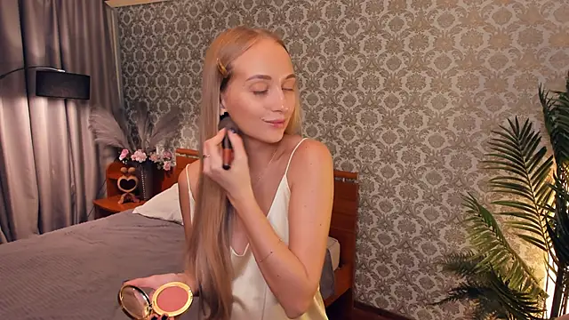 Snapshot of MikeDreese chatting on November 11, 2025, 9:09 am MikeDreese online show from November 11, 2025, 9:09 am