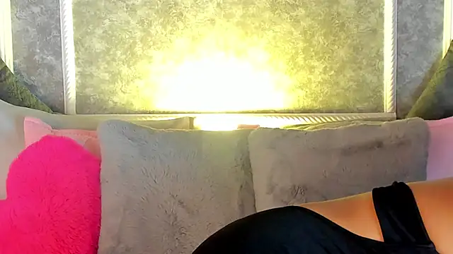 Snapshot of _victoriaa__lois chatting on November 24, 2025, 9:14 pm victoriaa lois online show from November 24, 2025, 9:14 pm