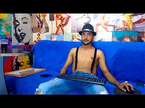 Snapshot of dazo_vnzl12 chatting on October 10, 2025, 5:45 pm dazo vnzl12 online show from October 10, 2025, 5:45 pm