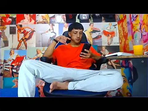 Snapshot of dazo_vnzl12 chatting on December 5, 2025, 2:42 am dazo vnzl12 online show from December 5, 2025, 2:42 am