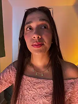 SabrinaEvanss  online show from June 13, 2026, 9:13 pm