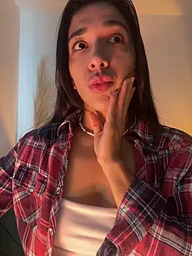 Snapshot of SabrinaEvanss_ chatting on July 6, 2026, 4:09 pm SabrinaEvanss online show from July 6, 2026, 4:09 pm