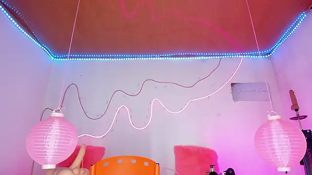 Snapshot of shannon_kinne_ chatting on January 8, 2026, 3:58 pm shannon kinne online show from January 8, 2026, 3:58 pm