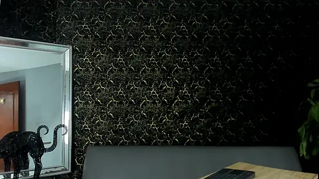 Snapshot of Medusa_ts chatting on November 12, 2025, 7:53 am Medusa ts online show from November 12, 2025, 7:53 am