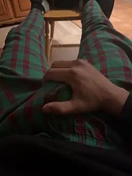 4dagals online show from April 7, 2026, 5:52 am