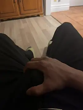 4dagals online show from April 10, 2026, 3:56 am