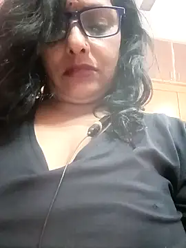 Snapshot of SAMAYRA23 chatting on November 5, 2025, 12:38 pm SAMAYRA23 online show from November 5, 2025, 12:38 pm