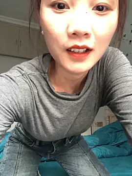 Mile-m online show from December 2, 2025, 8:08 am