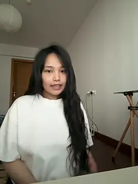 Snapshot of eee79bbb chatting on June 17, 2026, 10:39 am eee79bbb online show from June 17, 2026, 10:39 am