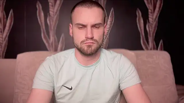 Iveraan online show from October 20, 2025, 6:41 pm