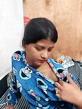 Saniya Doll online show from December 23, 2025, 7:17 am