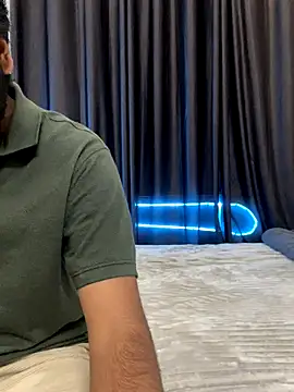 vickyandtania online show from December 18, 2025, 3:18 pm