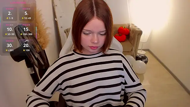 Snapshot of Sarah_babyyy chatting on October 25, 2025, 5:48 am Sarah babyyy online show from October 25, 2025, 5:48 am