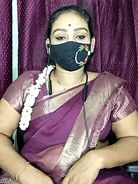 Snapshot of tamil_Monisha chatting on May 6, 2026, 5:40 pm tamil Monisha online show from May 6, 2026, 5:40 pm