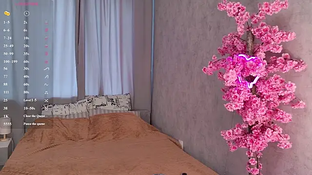 Snapshot of Playful_Lia chatting on July 7, 2026, 2:10 pm Playful Lia online show from July 7, 2026, 2:10 pm
