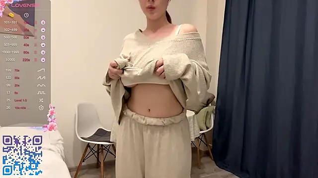 GilySuper online show from October 10, 2025, 5:23 pm