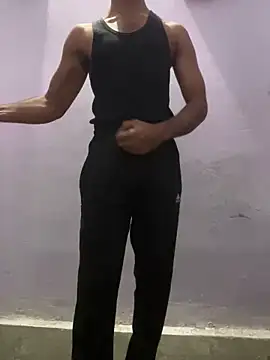 OooYessboyy online show from October 4, 2025, 6:28 pm