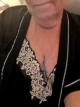 Snapshot of Playful_MILF_Demi chatting on June 12, 2026, 9:57 pm Playful MILF Demi online show from June 12, 2026, 9:57 pm