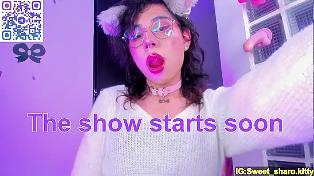 Sweet-SharoKitty online show from June 9, 2026, 9:04 pm