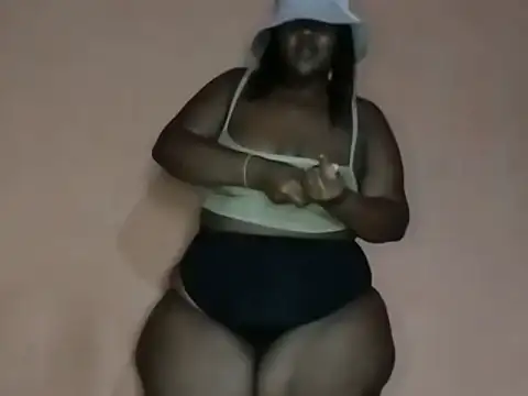 BigBootyBitch96 online show from March 13, 2026, 10:33 am