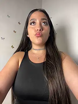 Nhefertary online show from October 19, 2025, 11:38 pm