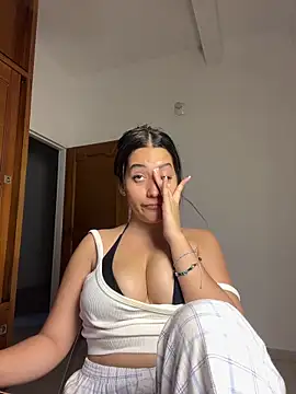 Nhefertary online show from February 27, 2026, 1:27 am