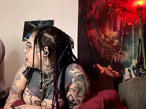 Snapshot of nyxvelon chatting on October 18, 2025, 8:09 pm nyxvelon online show from October 18, 2025, 8:09 pm