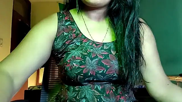 horny milf couple online show from May 24, 2026, 6:35 pm