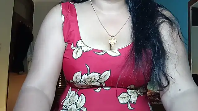horny milf couple online show from June 23, 2026, 6:17 pm