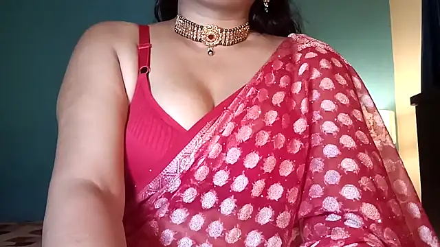 horny milf couple online show from July 18, 2026, 3:38 pm