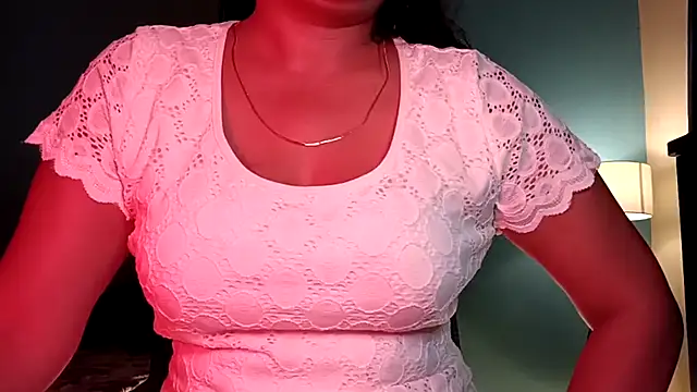 horny milf couple online show from July 28, 2026, 4:39 pm