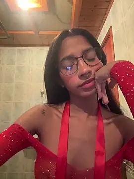 ScarletEvanss  online show from April 28, 2026, 11:04 am