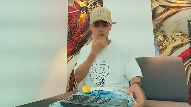 Snapshot of JACCOCK_4 chatting on October 20, 2025, 7:36 pm JACCOCK 4 online show from October 20, 2025, 7:36 pm