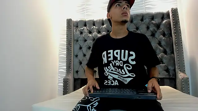 Snapshot of JACCOCK_4 chatting on October 29, 2025, 4:04 am JACCOCK 4 online show from October 29, 2025, 4:04 am