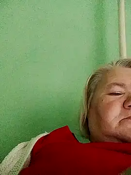 LusiyaGold5 online show from November 6, 2025, 9:32 am