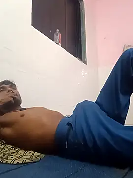 Snapshot of shohrab_hot chatting on December 15, 2025, 9:30 pm shohrab hot online show from December 15, 2025, 9:30 pm