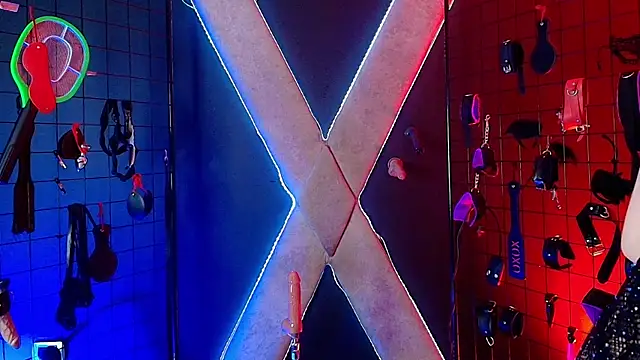 Snapshot of mranii_queen_bdsm_ chatting on November 27, 2025, 3:08 am mranii queen bdsm online show from November 27, 2025, 3:08 am