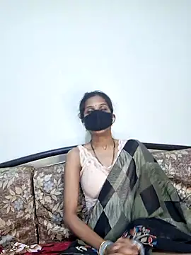 Snapshot of sexy_cpl_mh12 chatting on October 9, 2025, 4:49 pm sexy cpl mh12 online show from October 9, 2025, 4:49 pm