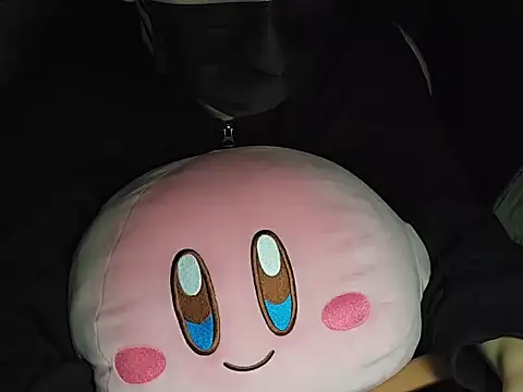 Snapshot of fox165 chatting on November 21, 2025, 5:33 pm fox165 online show from November 21, 2025, 5:33 pm