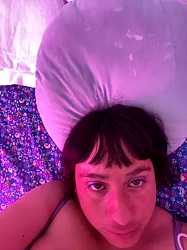 gatitaplop online show from December 18, 2025, 2:12 pm