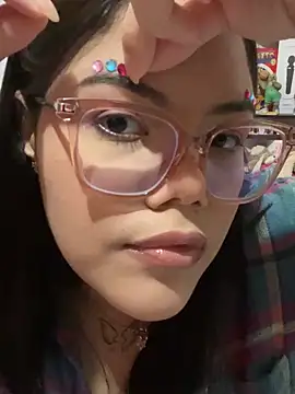 Snapshot of GabrielleMarsh1 chatting on October 19, 2025, 6:30 pm GabrielleMarsh1 online show from October 19, 2025, 6:30 pm