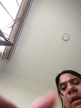 Snapshot of Stefany_Bam chatting on December 16, 2025, 6:13 pm Stefany Bam online show from December 16, 2025, 6:13 pm