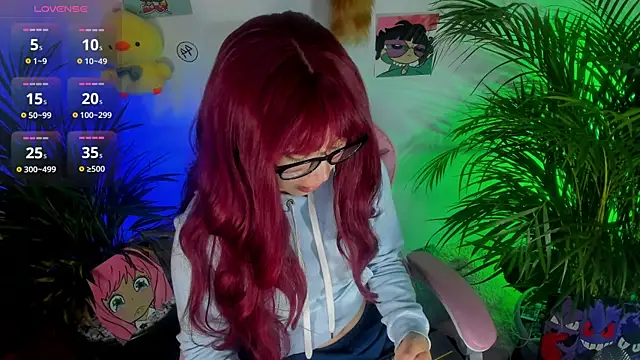 Snapshot of aiko_o0 chatting on October 21, 2025, 11:33 am aiko o0 online show from October 21, 2025, 11:33 am