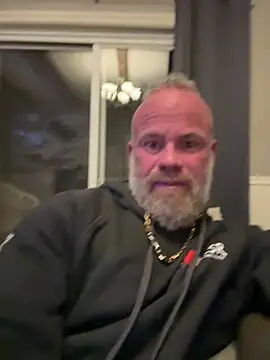 Muscledick40 online show from March 4, 2026, 6:19 am