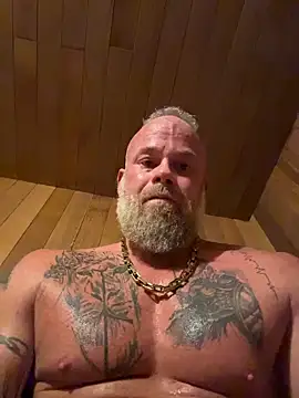 Muscledick40 online show from March 12, 2026, 9:32 pm