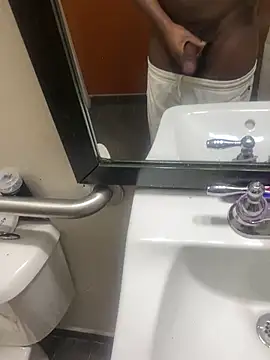 black twbig online show from April 5, 2026, 1:41 pm